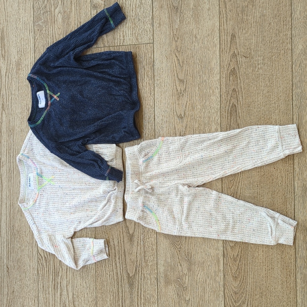 Old Navy Matching Set, 2 tops + pants, 3T